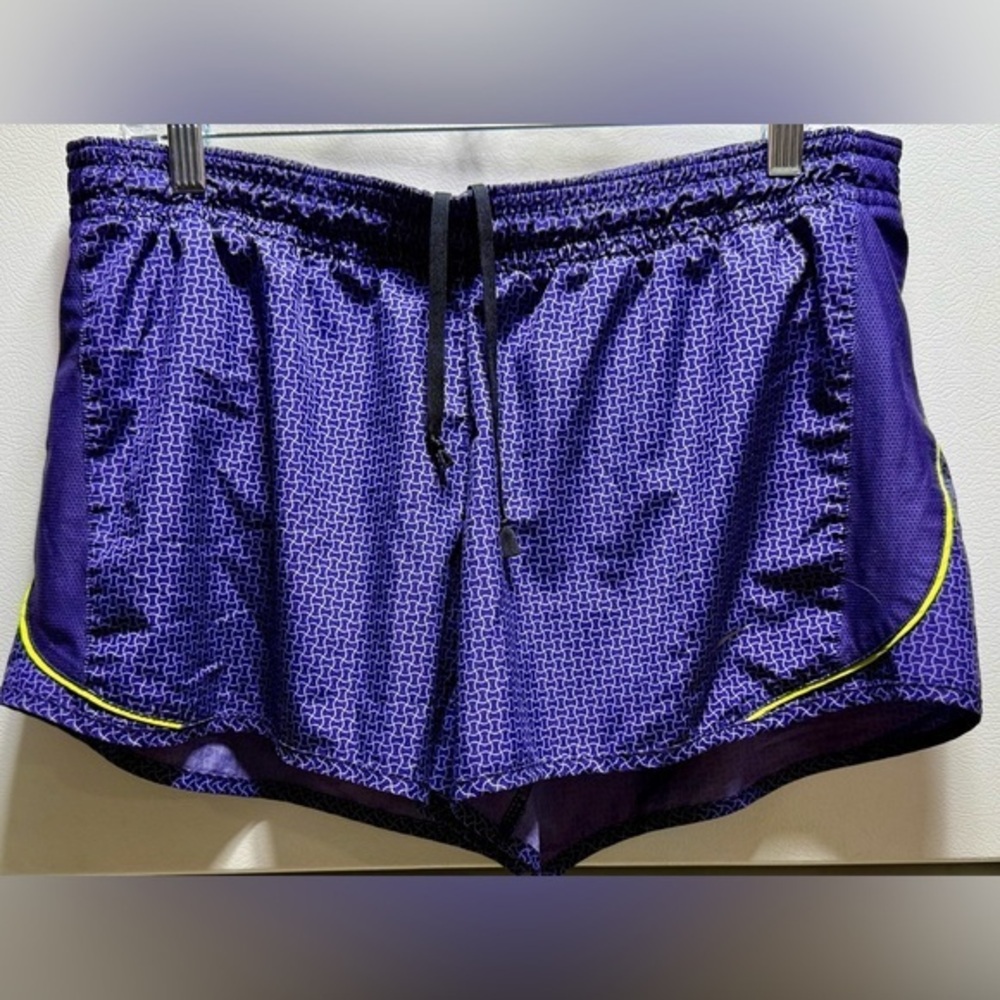 🫟Nike Purple Geometric DriFIT Running w/liner Shorts